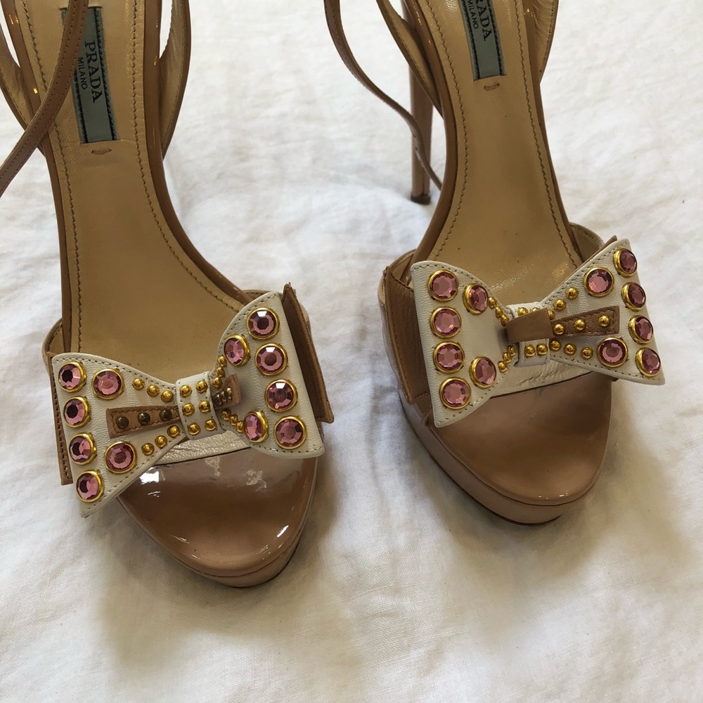 PRADA SS12 NUDE HEEL W/EMBELLISHED BOW